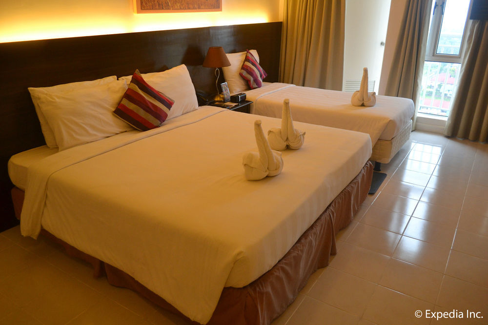 Destination Hotel Tagaytay Тагайтай Экстерьер фото