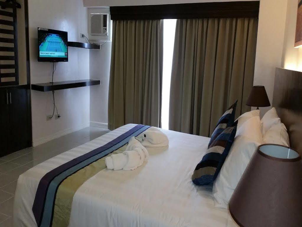 Destination Hotel Tagaytay Тагайтай Экстерьер фото